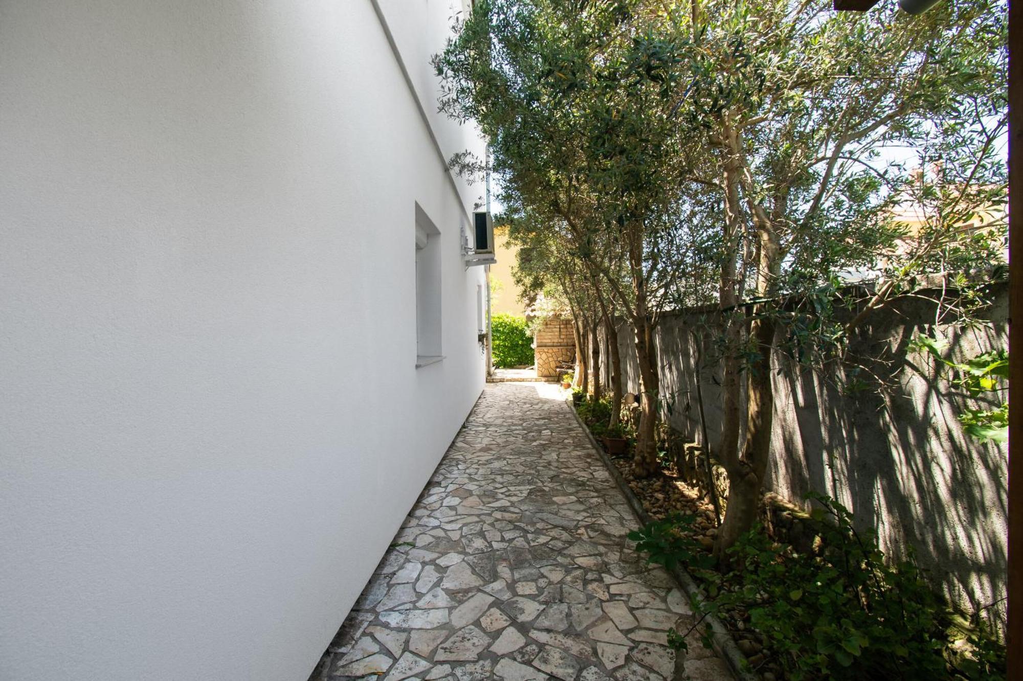 Apartments Kani Nin Exterior foto